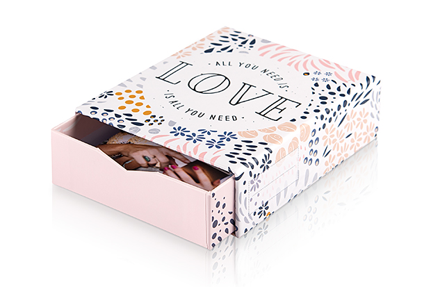 Image of Bilderbox mit 100 Fotos im Design "Lovely Memories"